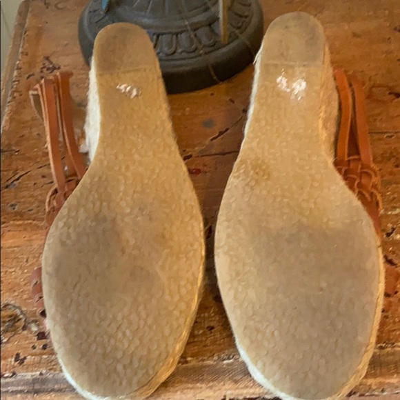 Sanders - Picture 3 of 4